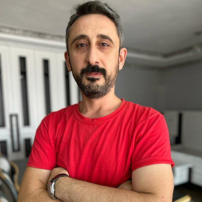 Ihsan Elif Furniture Employee